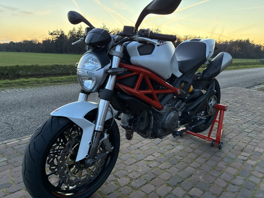 VERKOCHT Ducati Monster 796 Bouwjaar 2011 44000km